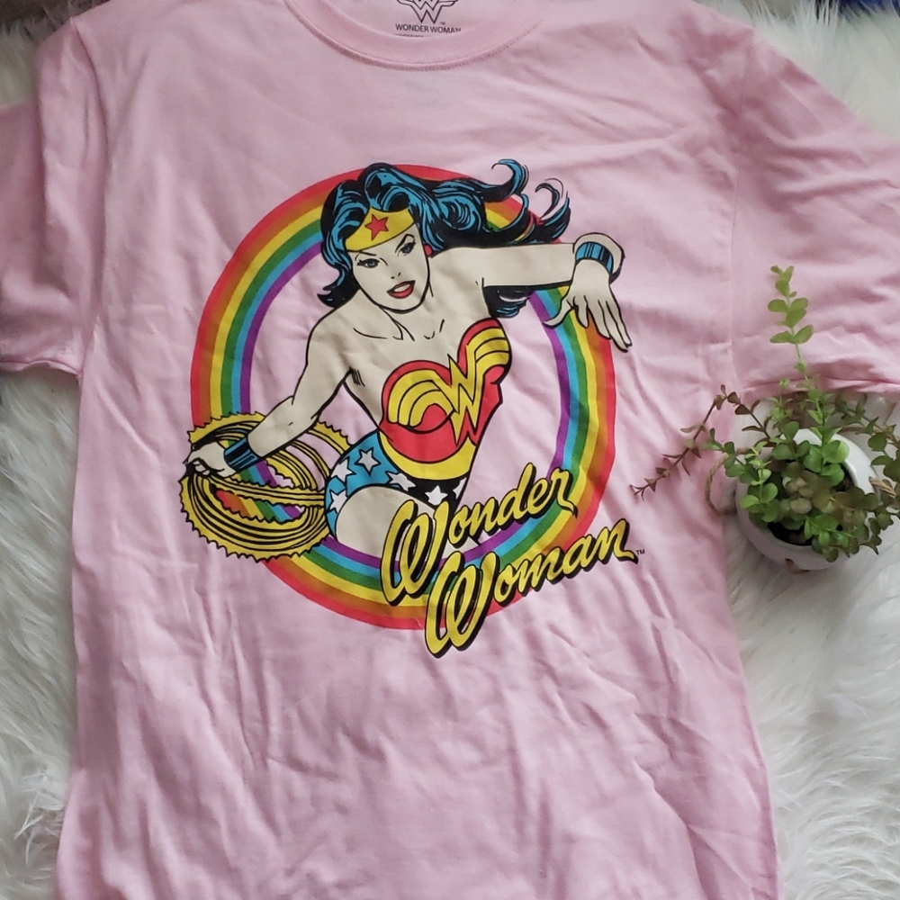 DC Wonder Woman Pink Pride Classic T Shirt